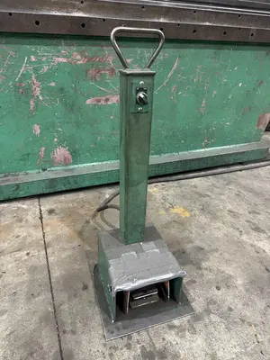 USED ACCURPRESS 713012