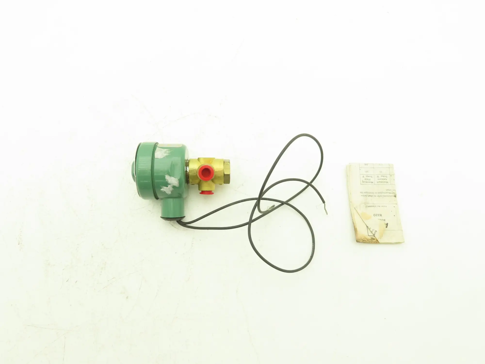 ASCO 8320A195 Asco 80033 Solenoid Valve 100 PSI 1/4" F NPT 24VDC