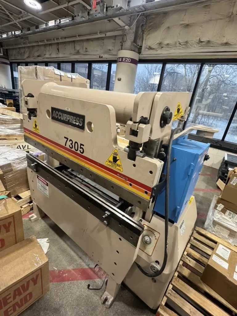USED ACCURPRESS 7305