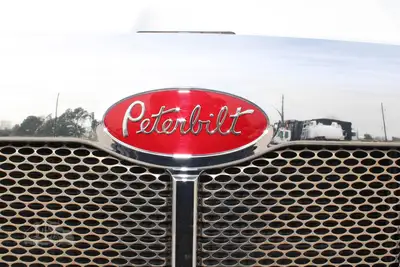 New | in-Stock 2027 PETERBILT 548 Rolloff Trucks Texas US | Roll Off Truck World #1492000
