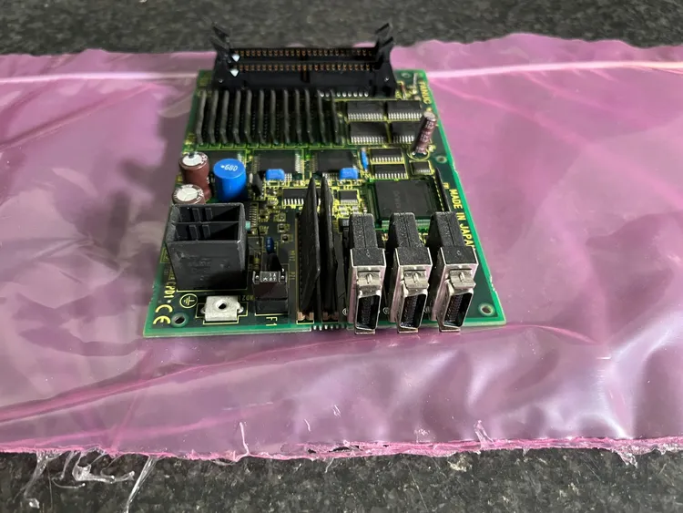 Used FANUC A02B-2002-0520 Processor Boards | MachineStation #947187