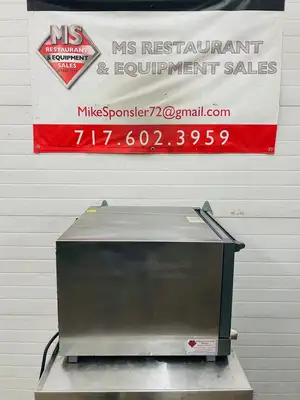 Cadco Lisa Unox XAF013 Countertop Convection Oven Fully Refurbished