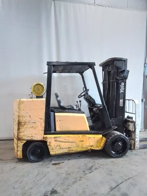 USED 1996 YALE GLC120MG