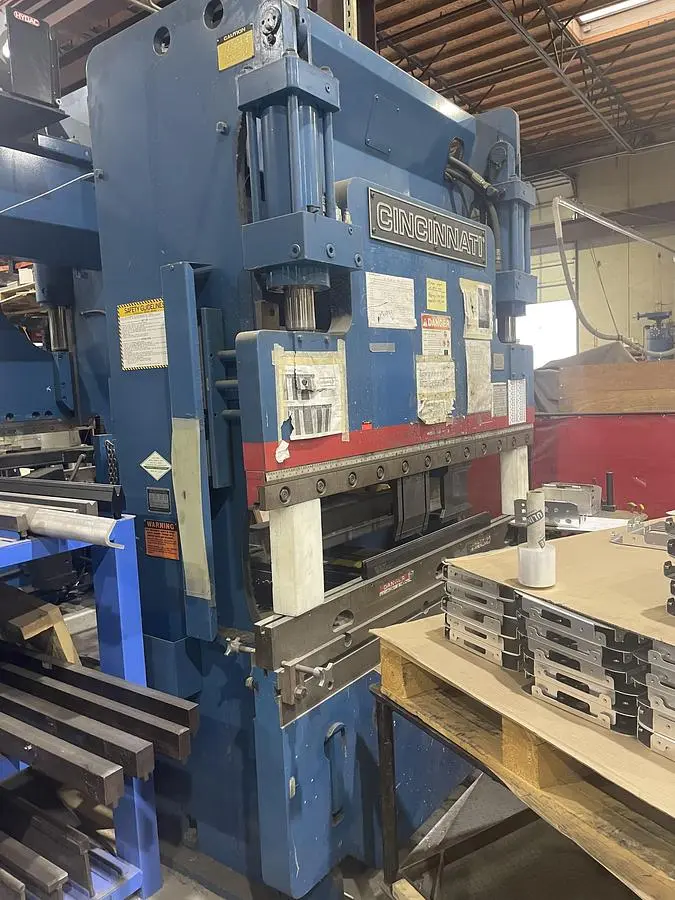 60 Ton x 6' Cincinnati AutoForm CNC Press Brake