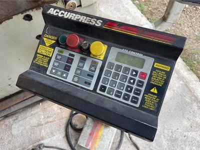 2000 ACCURPRESS 710010 Press Brakes-Hydraulic Power | Asset Exchange Corporation (7)