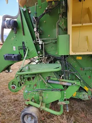 USED 2009 KRONE BP12130XC