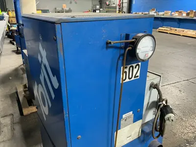 USED DONALDSON TORIT VS550