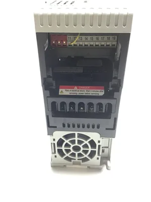 Allen-Bradley 25B-D2P3N104 PowerFlex 525 AC Drive 0.75kW 1.0HP 3 Phase 100KA