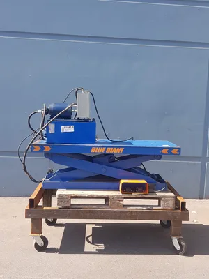 Blue Giant Scissor Lift