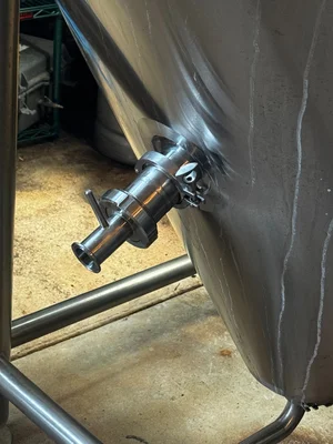 Used _UNKNOWN_ _UNKNOWN_ Fermenters / Bioreactors Indiana US | Brewhouse Equipment Group #1377287