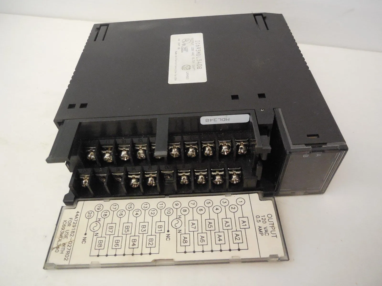 GE FANUC IC693MDL340B OUTPUT MODULE