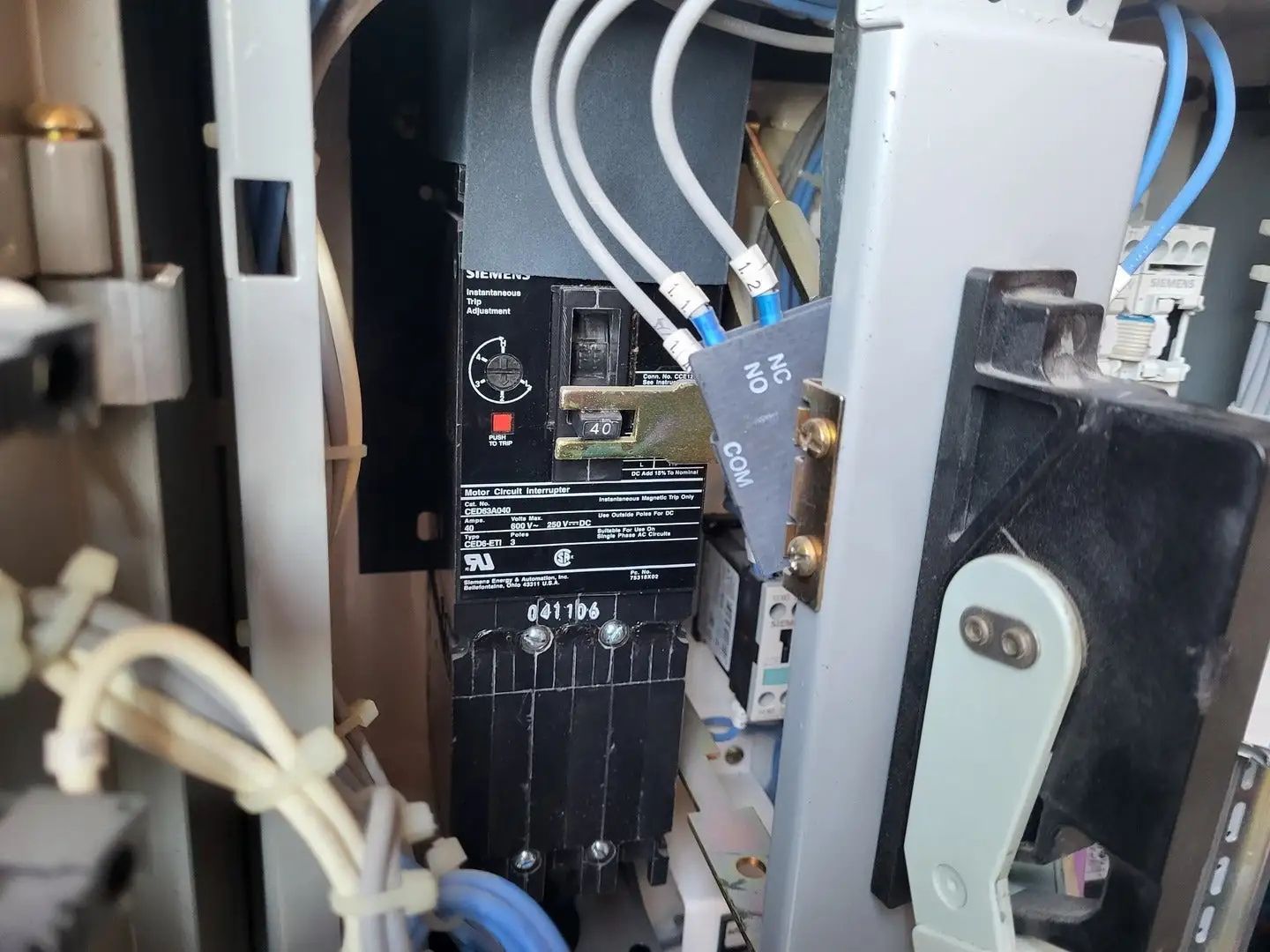 Used SIEMENS CED63A040 Switchgears British Columbia CA | Lenmark #242188