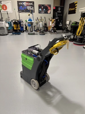 IPC SC4 12″ 4 Gallon Carpet Extractor Refurbished