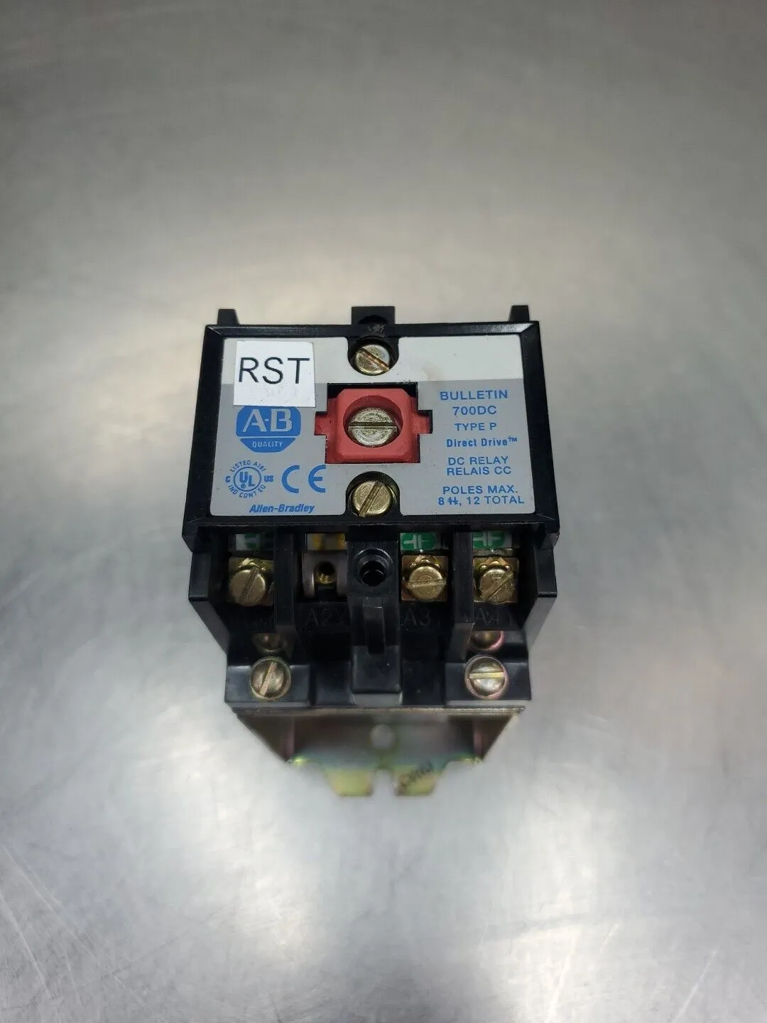 Allen Bradley 700DC-P300Z24 Ser A DC Control Relay. 4C-13