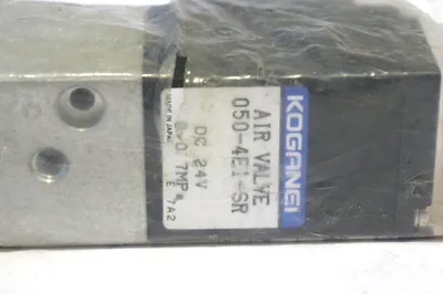 NEW KOGANEI 050-4E1-SR AIR VALVE 0504E1SR