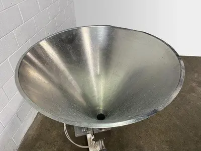USED LIQUIPAK INTERNATIONAL D40