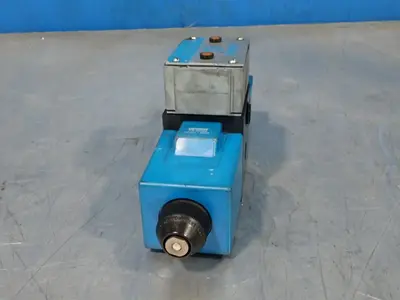 USED VICKERS 02316499 PA4DG4S4LW 012N H 61 S538
