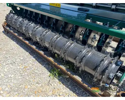 Used PH OUTDOORS _UNKNOWN_ Food Plot Seeders Iowa US | Keast Enterprises #1360437