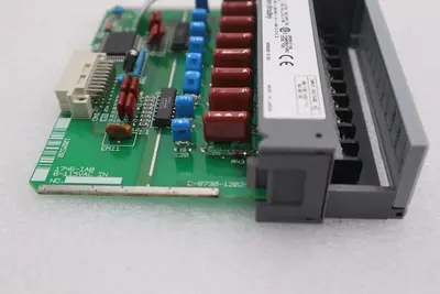 ALLEN-BRADLEY 1746-IA8 SLC500 INPUT MODULE SERIES A STOCK #K-891A