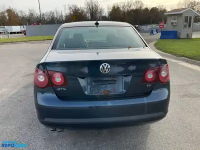 USED 2009 VOLKSWAGEN JETTA