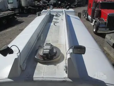 Used 2000 PETERBILT 330 Fuel & Lube Trucks Arizona US | Tuscon Trux & Equipment Sales #1546055