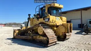 USED 2017 Caterpillar D6T LGP