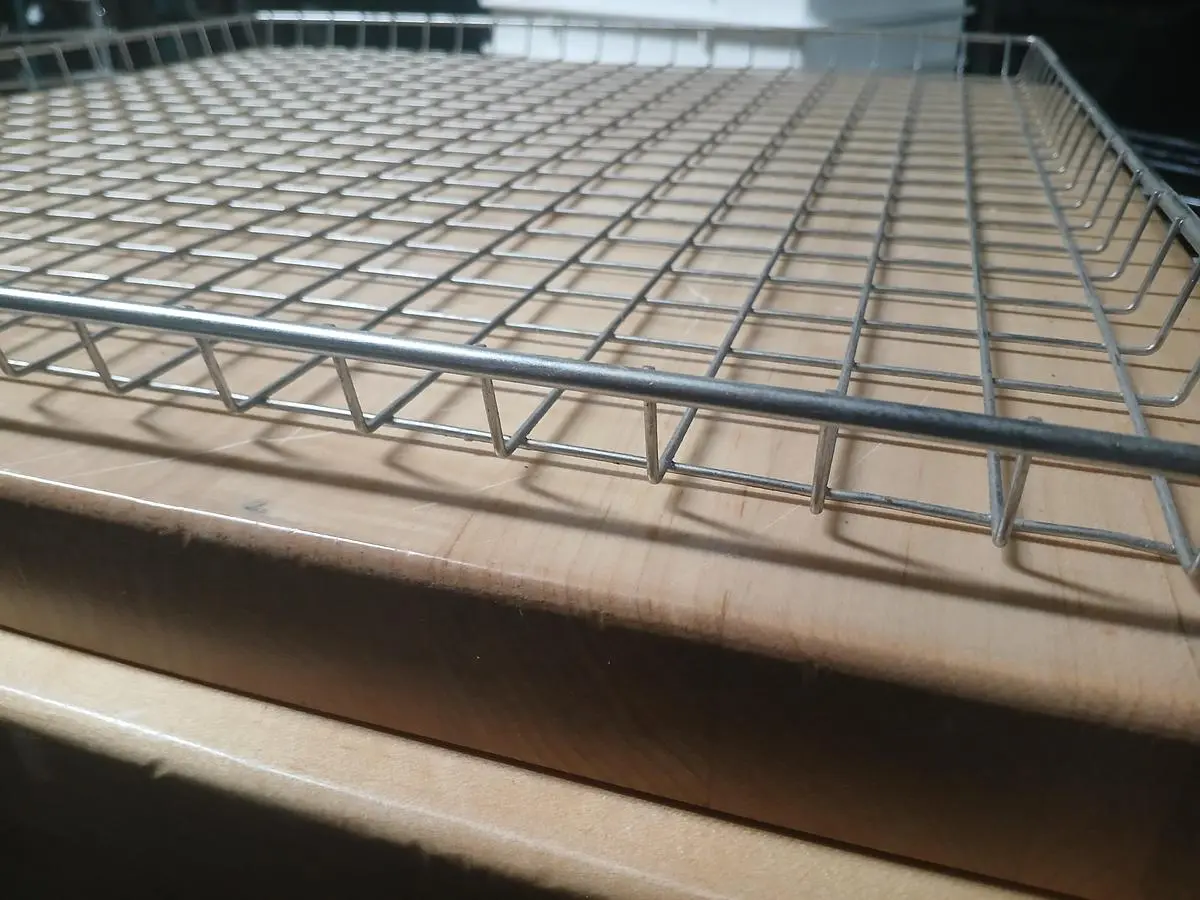 Cooling Rack / Wire Grid – 23x23