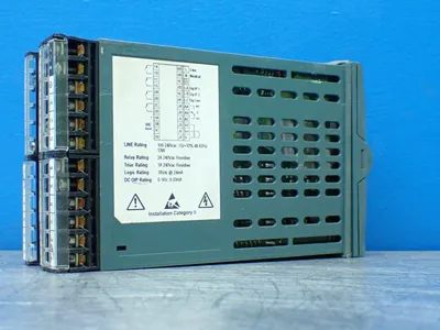 Used EUROTHERM 2408/ZC/VH/RR/XX/D5/RF/XX/YM/XX/ENG Temperature Controls Ohio US | HGR 24 #802962