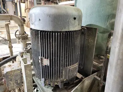 Hi-Q Fine Pressure Screen w/ 200 hp Motor
