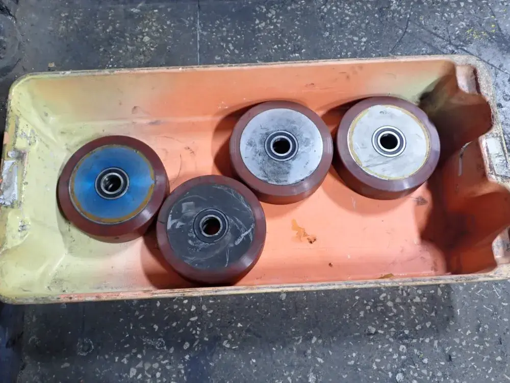 Skf Load Wheel With Bearings