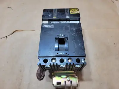 Used SQUARE D FA32100 Switchgears British Columbia CA | Lenmark #1438211