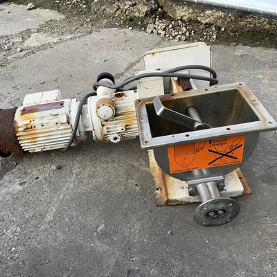 K-Tron Soder Twin Screw Feeder Type T20