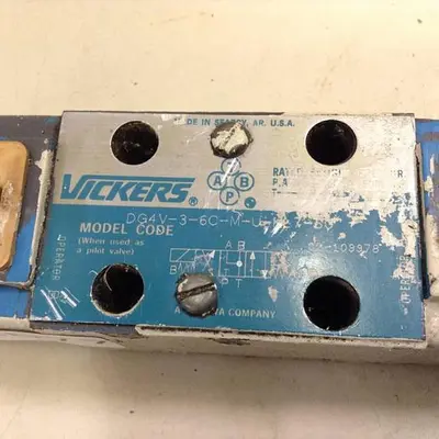 USED VICKERS DG4V-3-6C-M-U-HL7-60