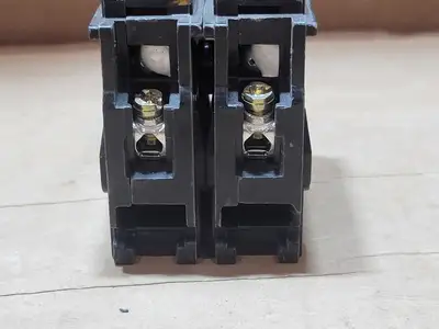 Used SIEMENS Q240 Switchgears British Columbia CA | Lenmark #835454