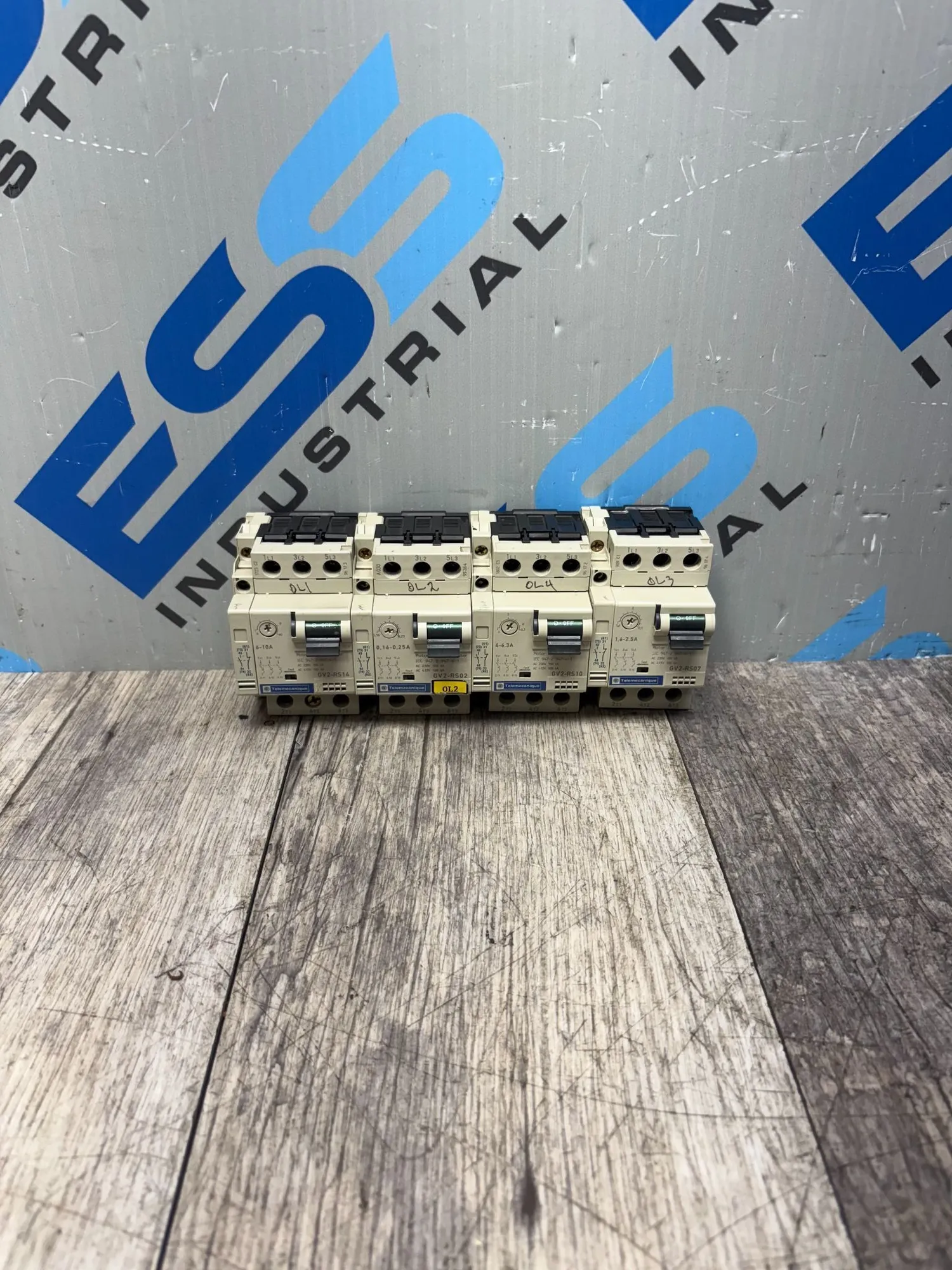 USED TELEMECANIQUE GV2-RS14/RS02/RS10/RS07