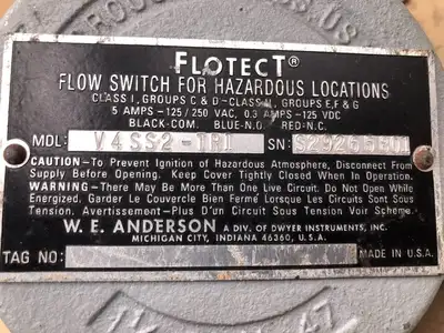 FLOTECT V4SS2-TRI Flow Switch for Hazardous Locations 5A 125/250VAC 125VDC 0.3A