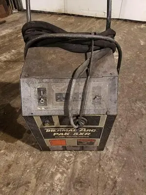 USED 1996 THERMAL DYNAMICS PAK5XR