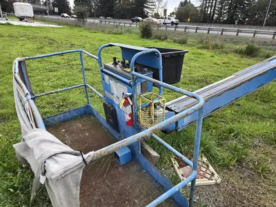 USED 1997 GENIE S60