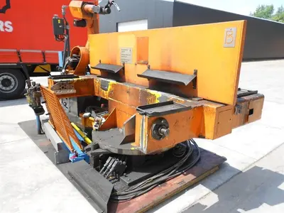 USED CLOOS ROMAT 320 COMPACT ROBOT WELDINGUNIT