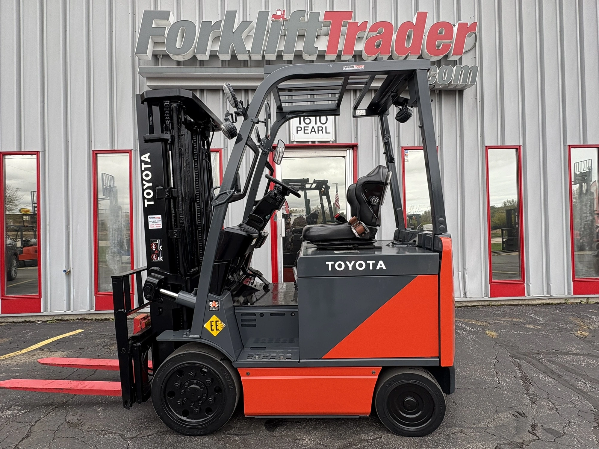 USED 2019 TOYOTA 8FBCU25