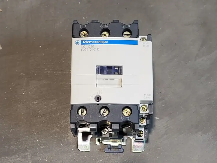 New | in-Stock TELEMECANIQUE LC1D40F7 Switchgears British Columbia CA | Lenmark #240218