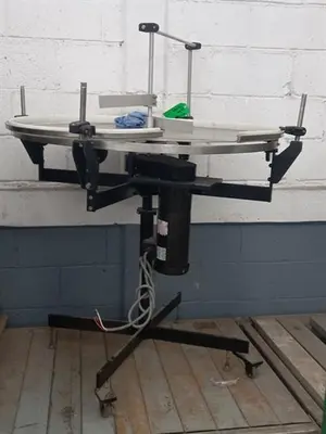 Quadrel 36" Stainless Steel Accumulating Table