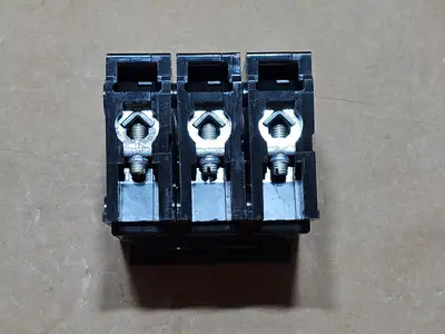 Used EATON BAB3020H Switchgears British Columbia CA | Lenmark #1438485