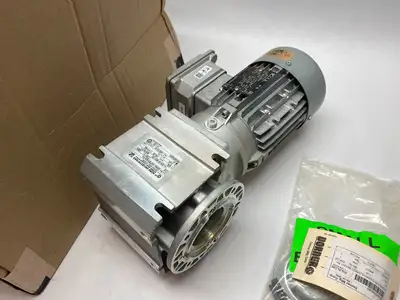 USED DORNER DIRECT MOUNT MOTOR FIXED SPEED 60HZ, 22M/MIN, RIGHT HAND