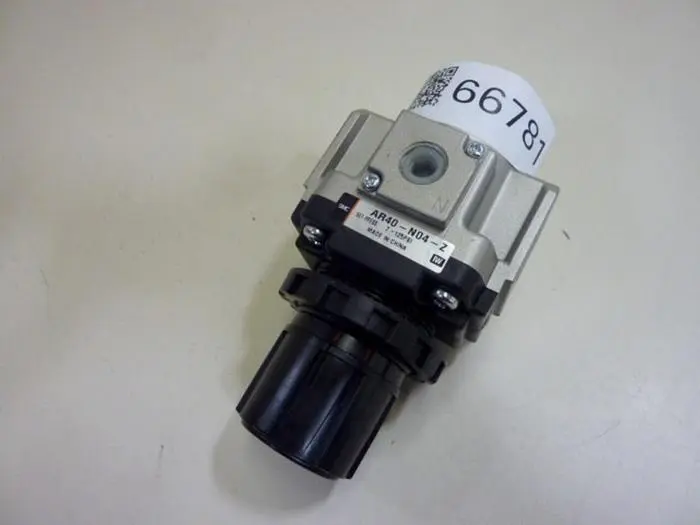 Used SMC AR40-N04-Z Regulators Michigan US | Ideal Machinery #709568