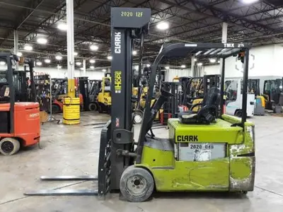 USED 2020 CLARK TMX25