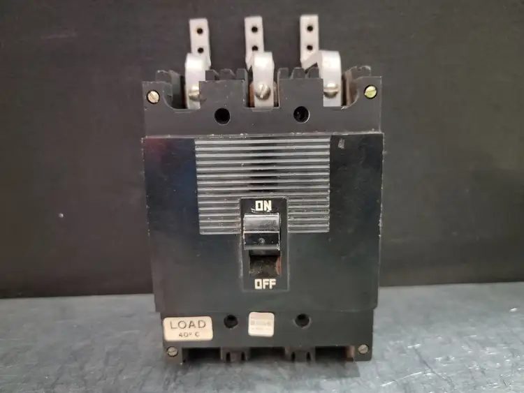 Used SQUARE D 999316 Switchgears British Columbia CA | Lenmark #243854