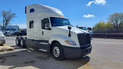 2019 INTERNATIONAL LT625 Sleeper Truck Tractor | Platinum Group (3)
