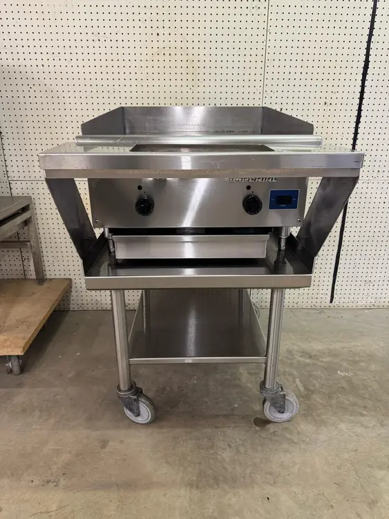 Used Imperial Used 24" Imperial ISCE-24 Thermostatic Gas Griddle with Equipment Stand Commercial Flat Top Griddles Illinois US | Falcon Restaurant Supply #1375717