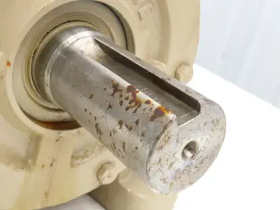 Cone Drive H035-2 Worm Gearbox 5:1 Reducer 350rpm 11.7Hp RH Output  *Seal Leak*